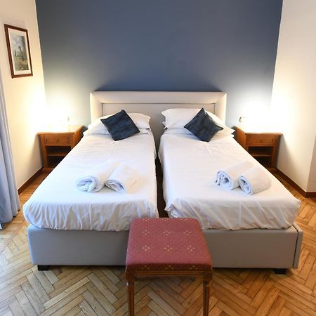 Hotel Cavour Rapallo Buitenkant foto