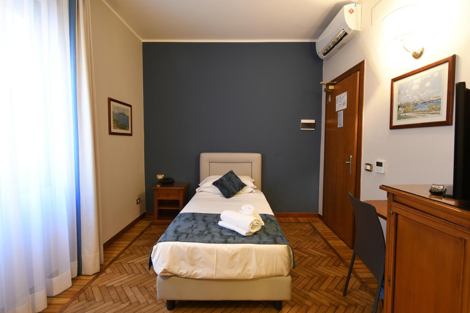 Hotel Cavour Rapallo Buitenkant foto