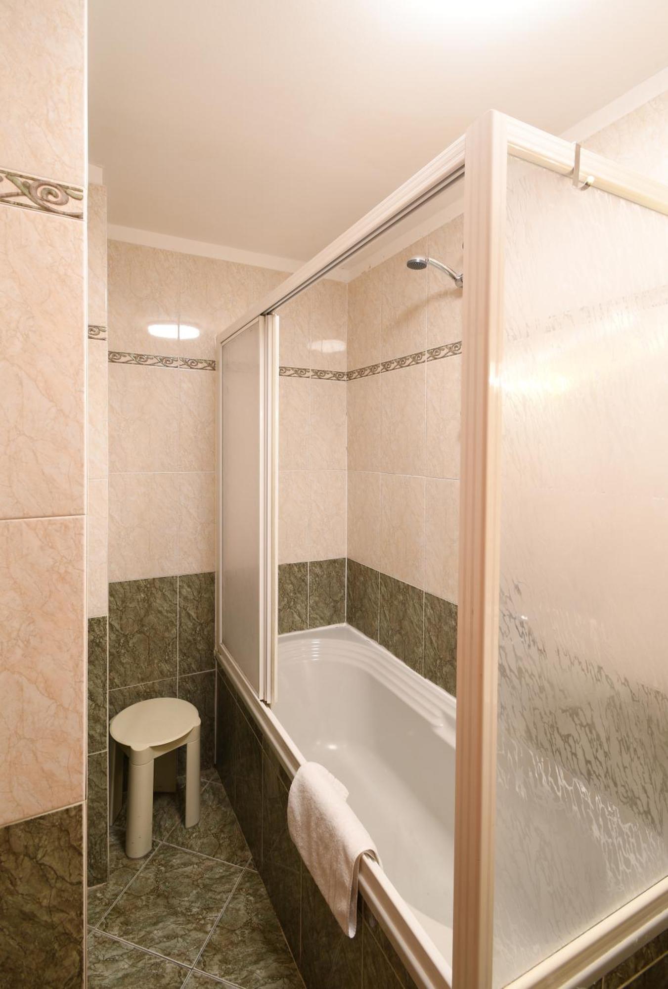 Hotel Cavour Rapallo Buitenkant foto