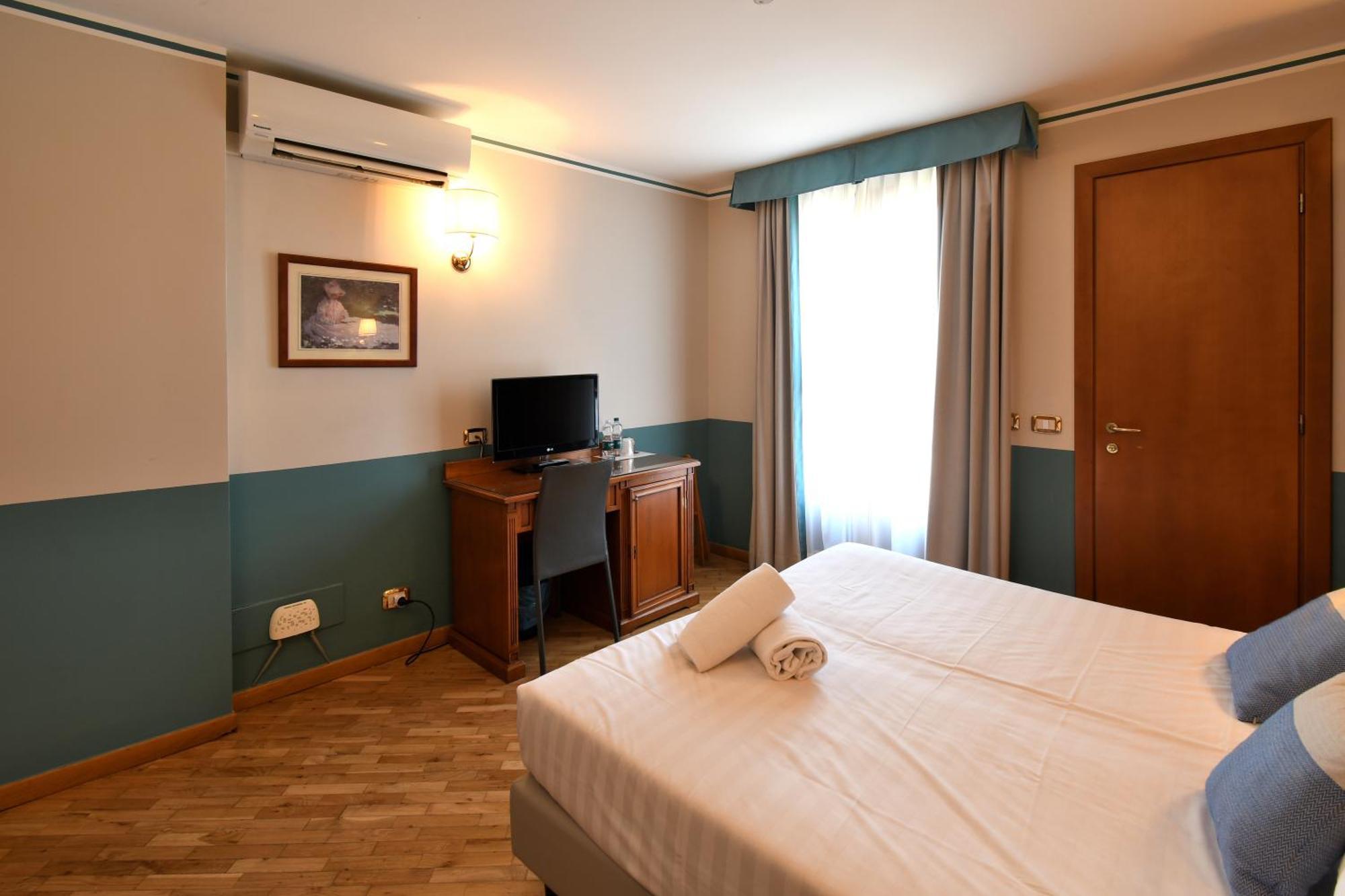 Hotel Cavour Rapallo Buitenkant foto